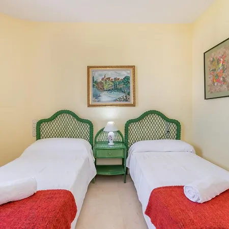 Estrella De Mar Σίτζες